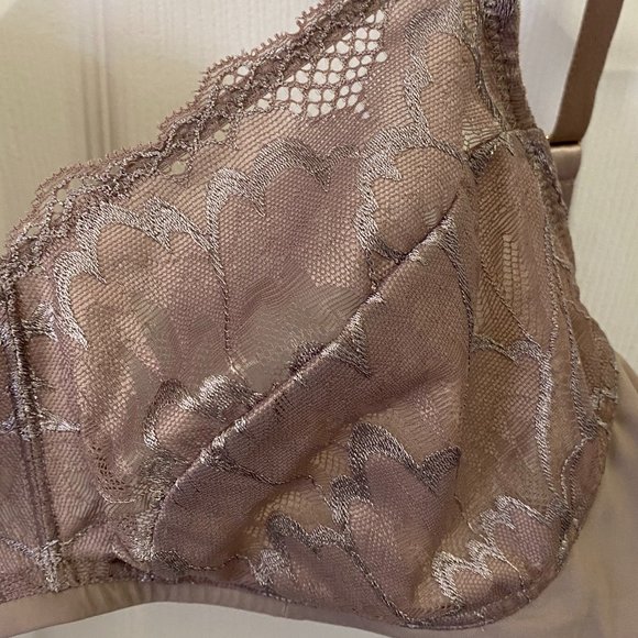 True & Co. Lace Bralette, unlined, underwire, 38 B in Taupe - Picture 5 of 7